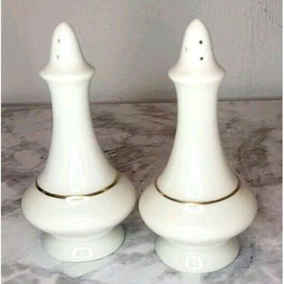 LENOX MODERN GOLD TRIM IVORY BUD VASE  & Salt/Pepper Shakers Lot - Picture 6 of 7